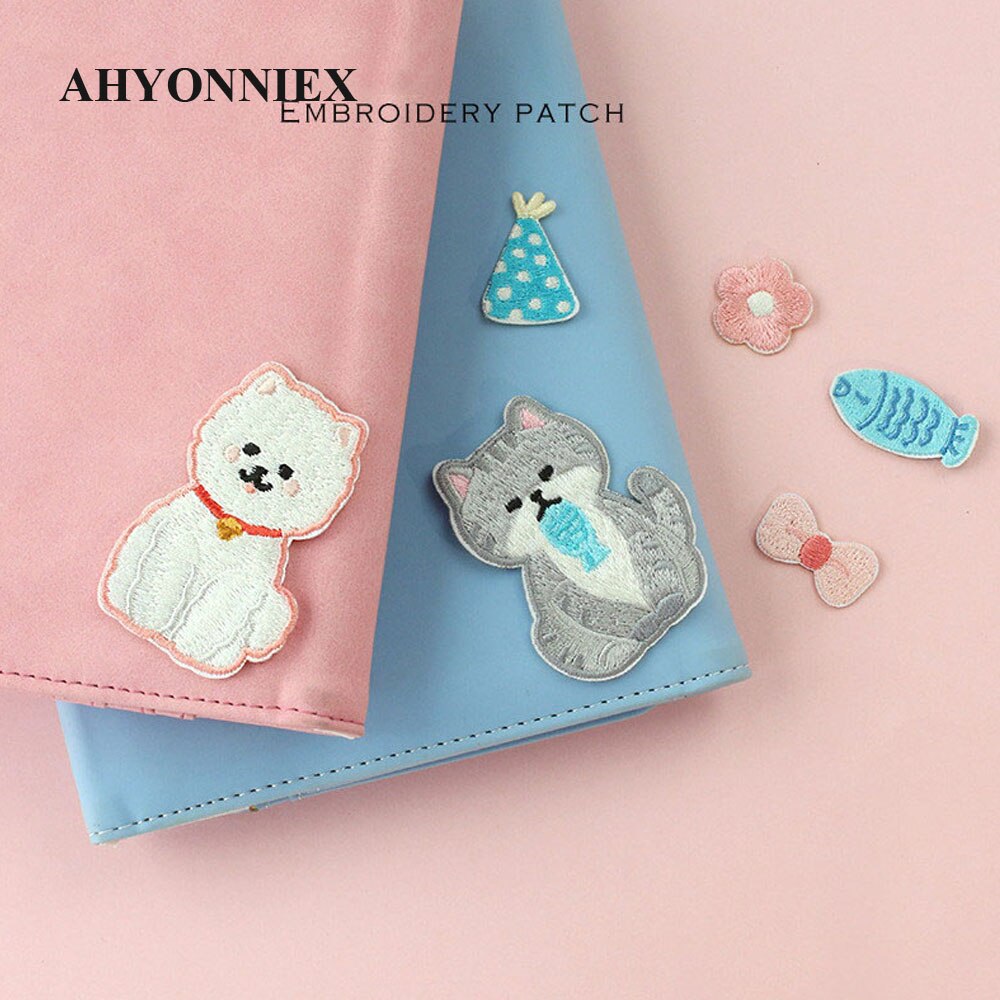 3pcs in one set Embroidered Dog Cat Bear Patches Clothes Bags DIY Applique Embroidery Parches Iron On Patch for Clothes Caps