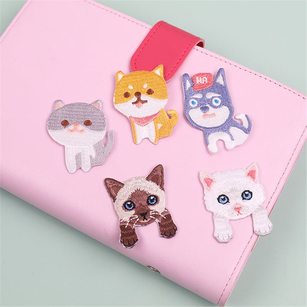 5pcs/lot Small Cat Dog Patch Embroidery Sticker Iron On Patches for Clothing Applique Embroidery DIY Clothing Accessories