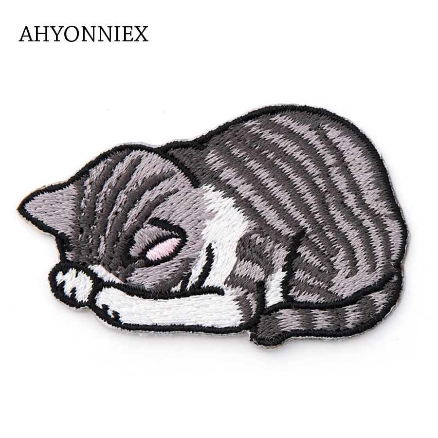 Small Cute Sleep Cat Applique Clothing Embroidery Patch